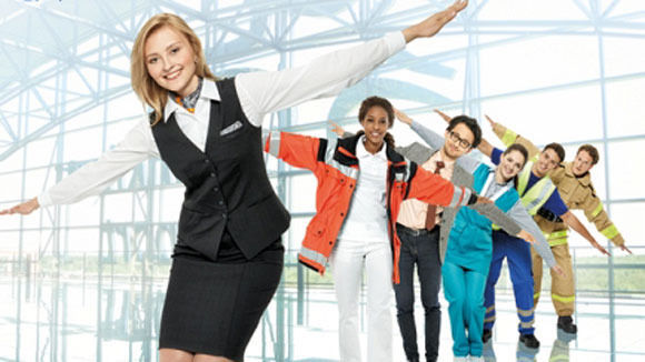 Mitarbeiter in Fliegerpose- vom Azubi bis zum Professional (Ausschnitt). Mitarbeiter in Fliegerpose- vom Azubi bis zum Professional (Ausschnitt).