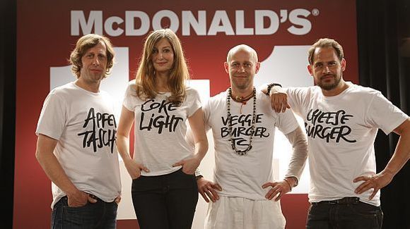 Oliver Korittke, Alexandra Maria Lara, Jürgen Vogel und Moritz Bleibtreu gehören zur Promi-Riege von McDonald's. Oliver Korittke, Alexandra Maria Lara, Jürgen Vogel und Moritz Bleibtreu gehören zur Promi-Riege von McDonald's.