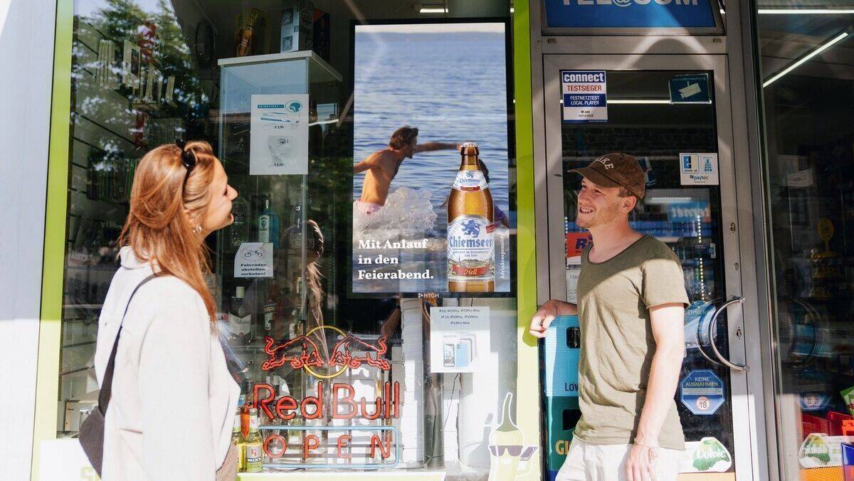 Eine aktuelle Chiemsee-Kampagne zeigt die Möglichkeiten von pDOOH